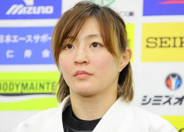 美人アスリートの雰囲気激変バカンス姿