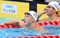 男子５０メートル平泳ぎ決勝のレースを終えた谷口卓。奥は岡留大和
