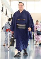 パリに向け出発した竜電（撮影・伊藤笙子）