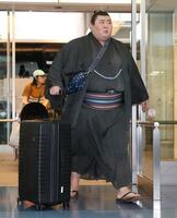 パリに向け出発した熱海富士（撮影・伊藤笙子）