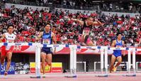 男子４００メートル障害決勝　力走する後藤大樹（右から２人目）