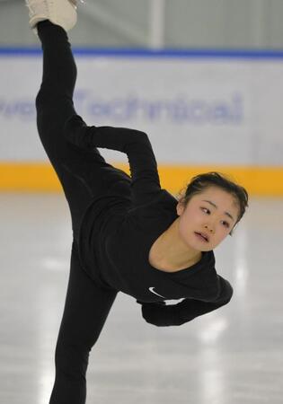 氷上練習を公開した島田麻央（撮影・金居みつよし）