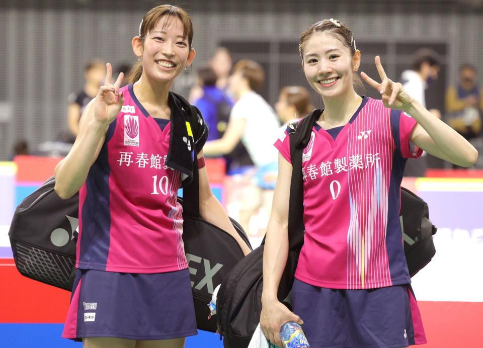 　松山奈未（左）と志田千陽＝２０２４年撮影