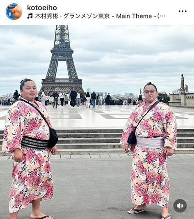 琴勝峰（左）と琴栄峰。琴栄峰後援会のインスタグラム＠ｋｏｔｏｅｉｈｏより