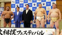 （左から）天空海、国井豊町長、二所ノ関親方、大の里、白熊