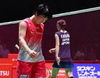 仁平菜月（奥）に勝利した山口茜（撮影・石井剣太郎）