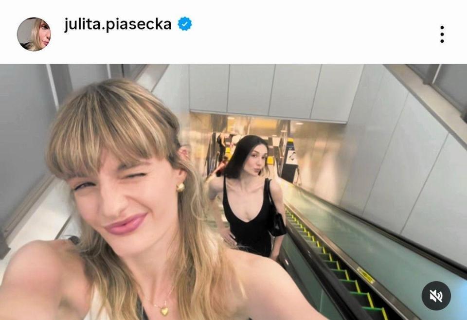 ピアセツカのインスタグラム（ｊｕｌｉｔａ．ｐｉａｓｅｃｋａ）より