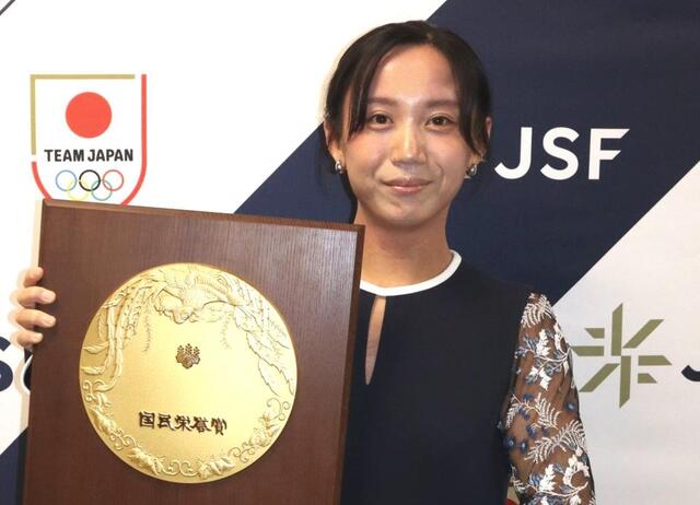 高木美帆さん 国民栄誉賞の記念品に本音