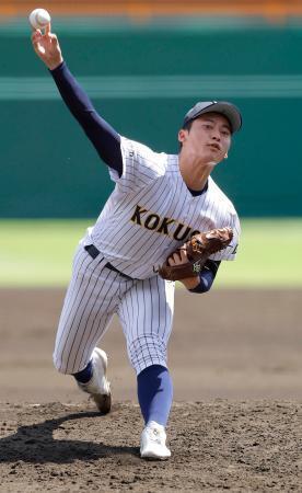 　白樺学園戦に先発した東日本国際大昌平・照沼＝甲子園