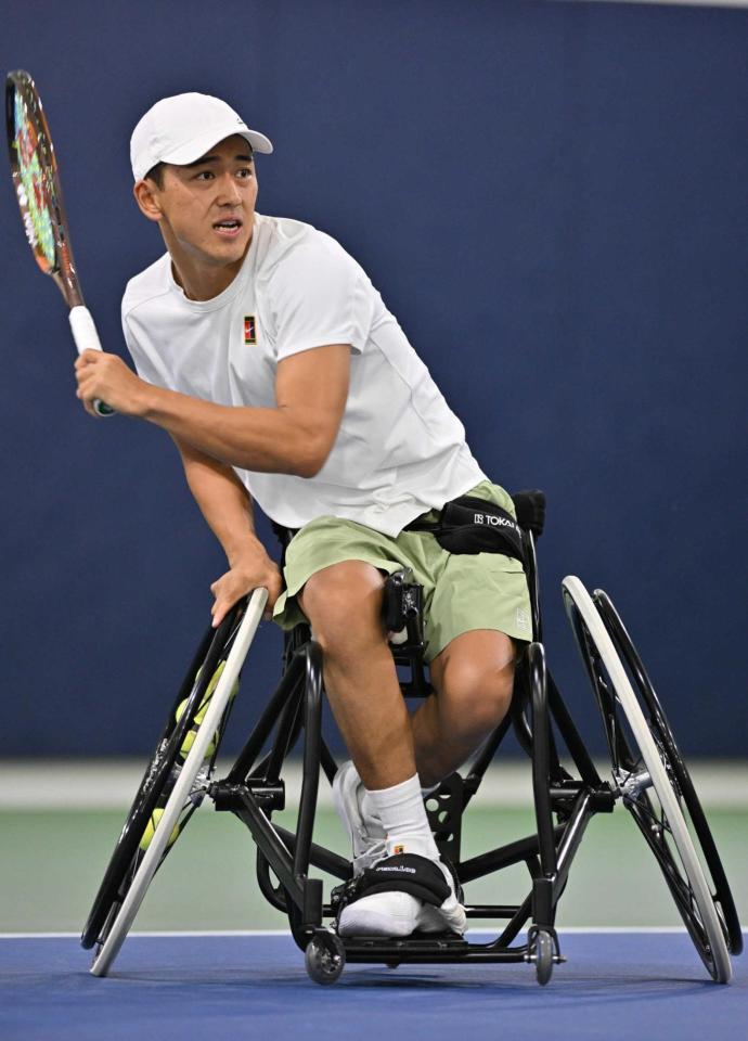 　練習を公開した車いすテニス男子の小田凱人
