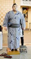 身長を測る若ノ勝