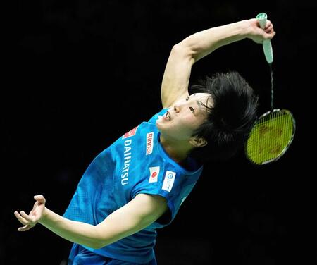 　女子シングルス準決勝でプレーする山口茜（ＡＰ＝共同）