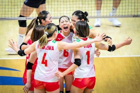 得点を決めて喜ぶ日本代表　©Ｖｏｌｌｅｙｂａｌｌ　Ｗｏｒｌｄ