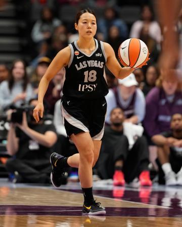 　ＷＮＢＡ・テンポ戦に出場したエースズの山本麻衣＝２３日、バンクーバー（ＮＢＡＥ提供・ゲッティ＝共同）