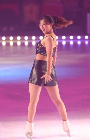 ファンを魅了する坂本花織さん（撮影・佐々木彰尚）
