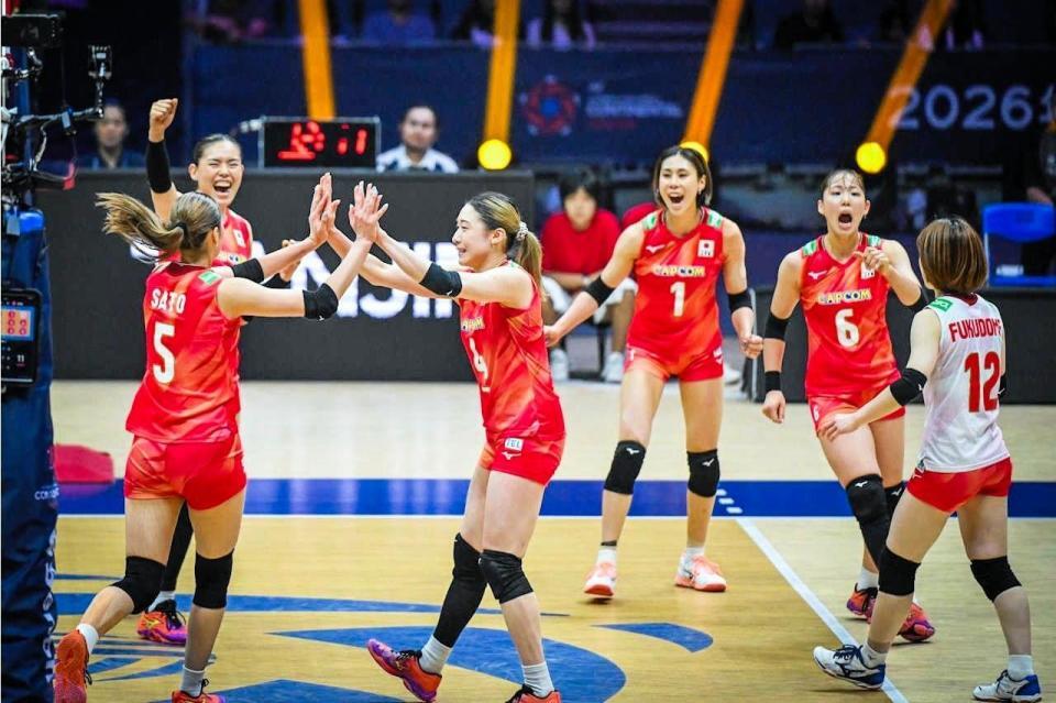 得点に喜ぶ日本代表©Ｖｏｌｌｅｙｂａｌｌ　Ｗｏｒｌｄ