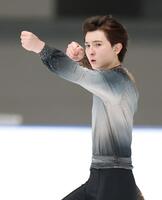 男子ＦＳ、演技する中田璃士（撮影・伊藤笙子）