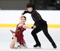 アイスダンスＦＤ、演技する紀平梨花、西山真瑚組（撮影・伊藤笙子）