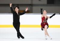 アイスダンスＦＤ、演技する紀平梨花、西山真瑚組（撮影・伊藤笙子）