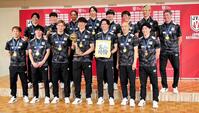 五輪切符を獲得し一夜明け会見に出席したバレーボール男子日本代表