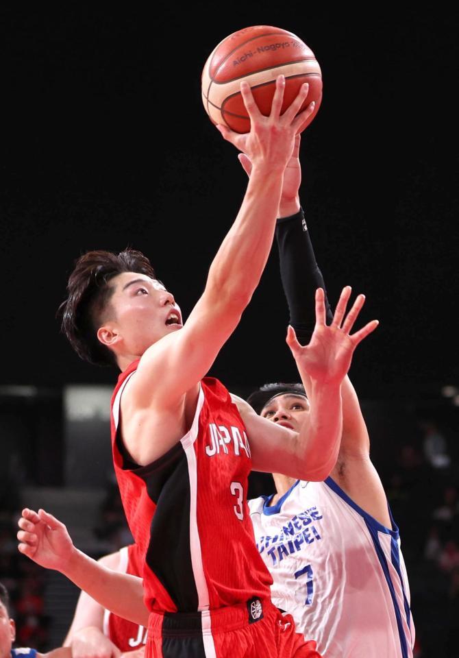 日本－台湾　第４クオーター、シュートを決める黒川　