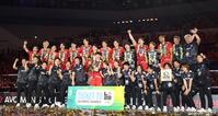 イランを破り、優勝を決めた男子バレーボール日本代表＝９月１３日