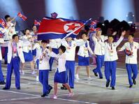 愛知・名古屋アジア大会の開会式で入場行進する北朝鮮選手団