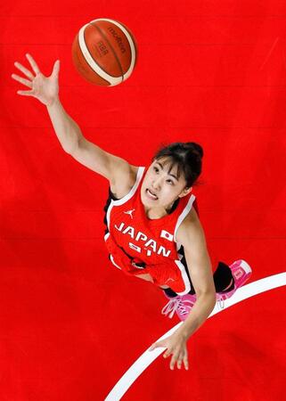 日本－カザフスタン　第３クオーター、プレーする大脇