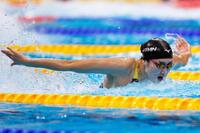 混合４００メートルメドレーリレー決勝　第３泳者の池江璃花子のバタフライ