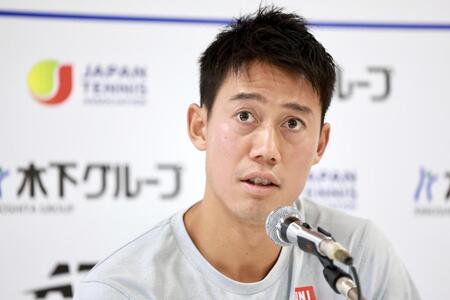 会見で現役生活を振り返る錦織圭（撮影・伊藤笙子）