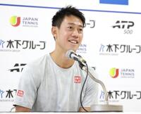 会見を開いた錦織圭（撮影・伊藤笙子）