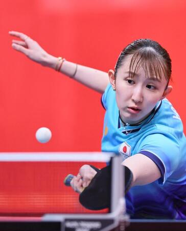 女子シングルス３回戦　香港選手と対戦する早田ひな　
