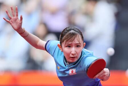 女子シングルス３回戦　香港選手と対戦する早田ひな