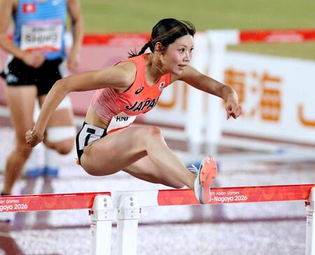 女子１００メートル障害予選　力走する中島ひとみ　