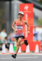 男子マラソン　３１キロすぎを走る吉田祐也