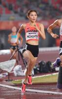 女子１５００メートル　力走する道下美槻　