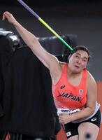 女子やり投げ決勝　北口榛花の２投目　