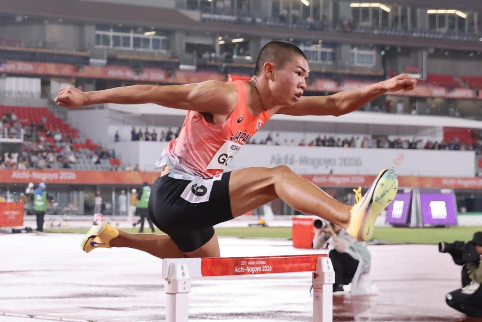 男子４００メートル障害決勝　力走する後藤大樹　