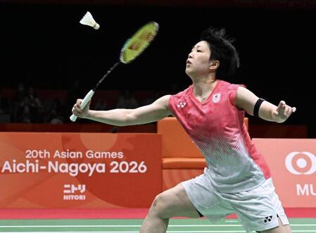 女子シングルス決勝で、韓国選手と対戦する山口茜