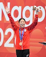 女子３メートル板飛び込みで銅メダルを獲得した三上紗也可