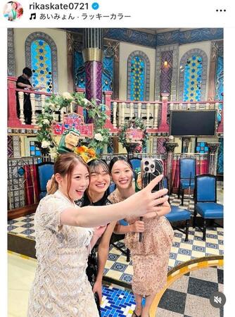 前列右が樋口新葉。紀平梨花のインスタグラム＠ｒｉｋａｓｋａｔｅ０７２１（９月２３日付）より