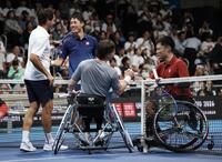 引退記念イベントで特別マッチを行なった（左から）ロジャー・フェデラー氏、錦織圭、ゴードン・リード、国枝慎吾氏（撮影・伊藤笙子）
