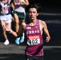 ゴールする武蔵野学院大学・佐野颯人（撮影・堀内翔）
