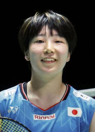 　山口茜