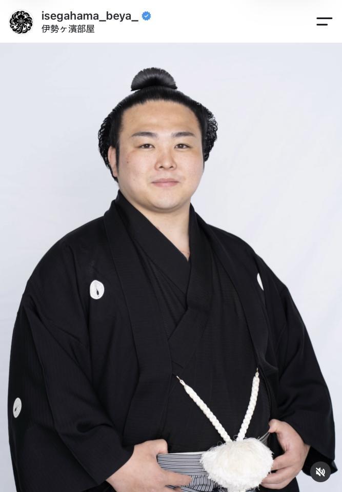 伊勢ケ浜部屋後援会の公式インスタグラムｉｓｅｇａｈａｍａ＿ｂｅｙａ＿より