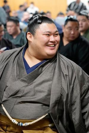 　大相撲九州場所の力士会に出席した横綱大の里＝２７日、福岡国際センター