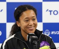 試合後、会見をする大坂なおみ（撮影・佐々木彰尚）