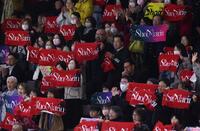 多くの観客が詰めかける（撮影・石井剣太郎）