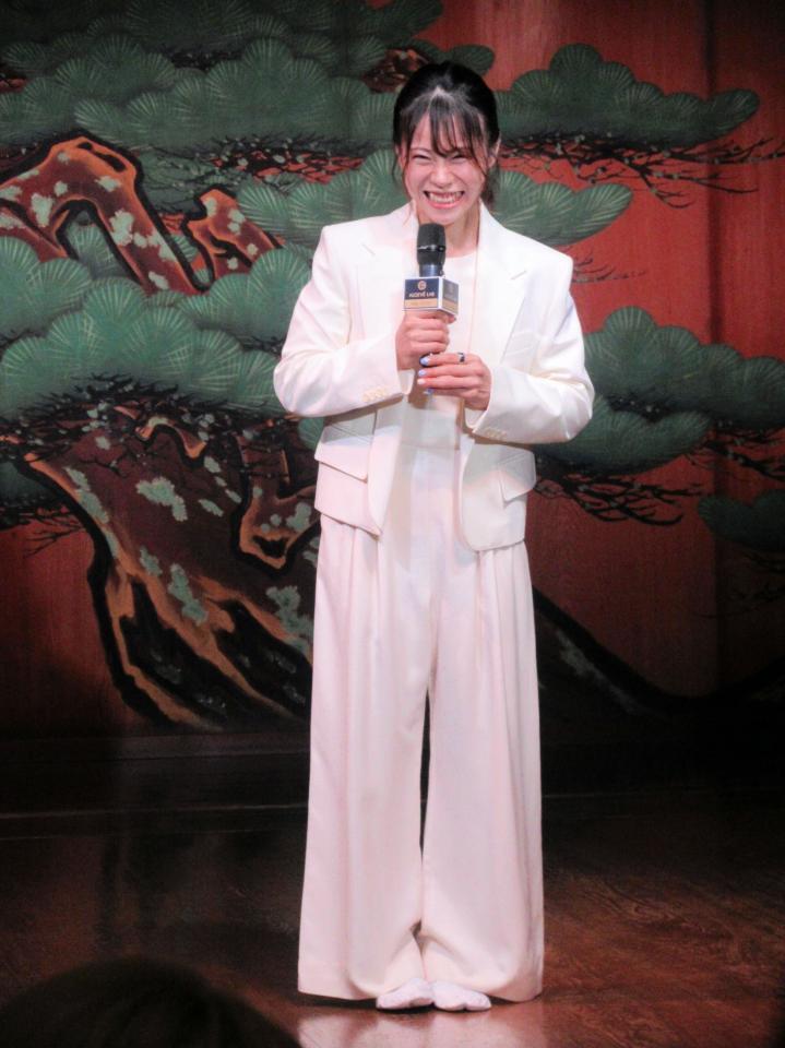アローヴラボグランドオープン記念式典に出席した杉原愛子