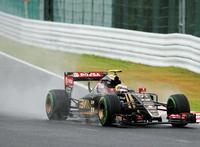 ロータス・メルセデスのパストール・マルドナド＝鈴鹿サーキット（撮影・神子素慎一）